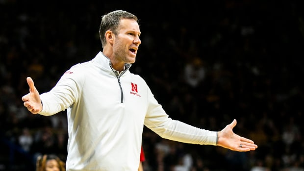 Fred Hoiberg 2022-23 Nebraska MBB at Iowa USATSI_20153875